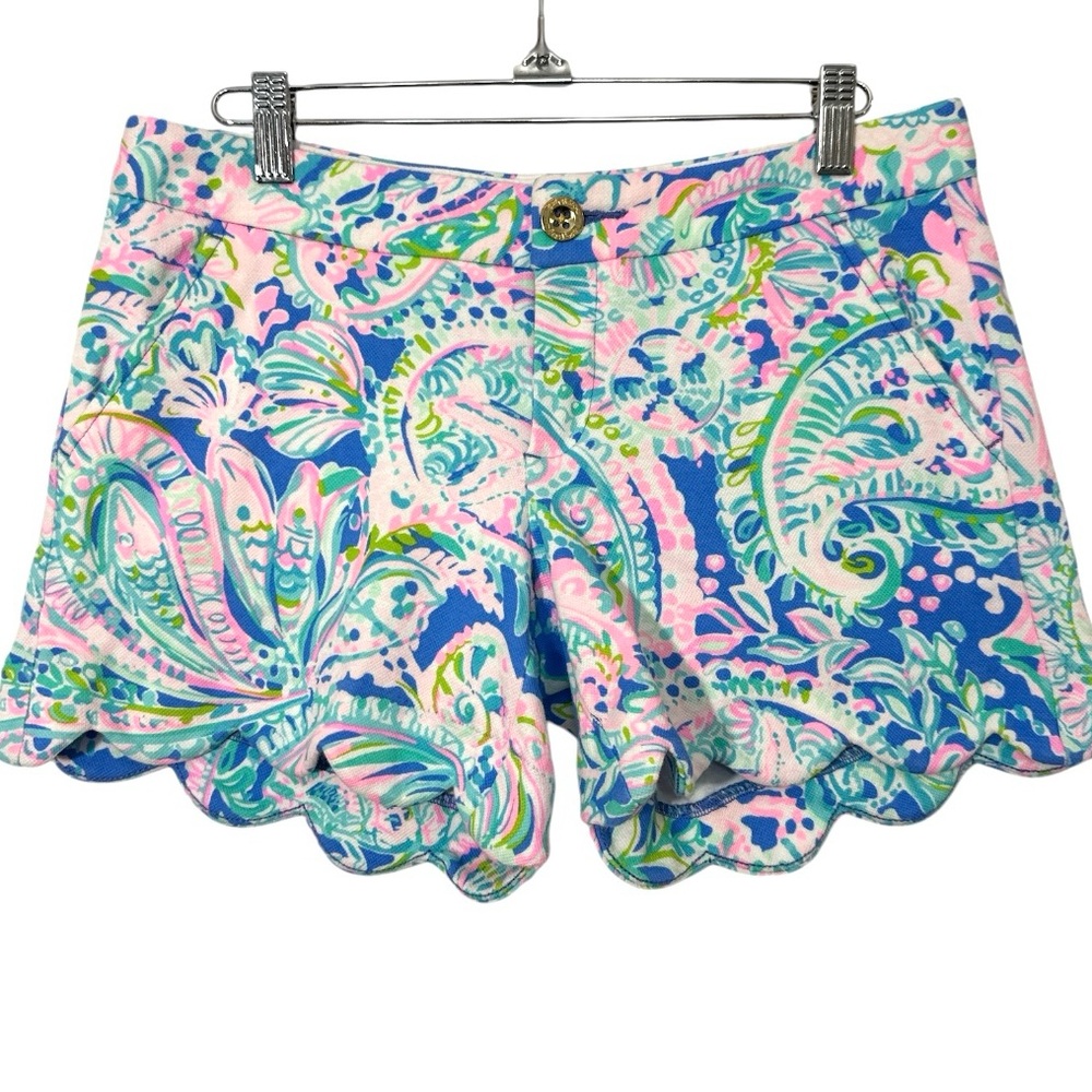 Lilly Pulitzer Women's Blue and Pink Knit  Patterned Shorts Size 2